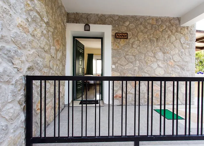 Tatil Evi Vera Áyios Nikítas