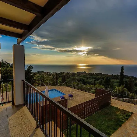 薇拉别墅 * Áyios Nikítas